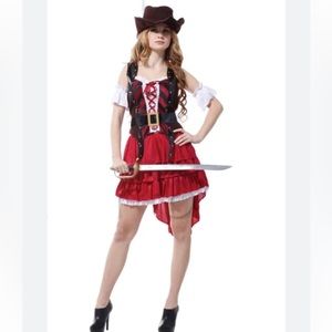 New in bag ! Pretty pirate, Queen adult costume size medium Halloween costume